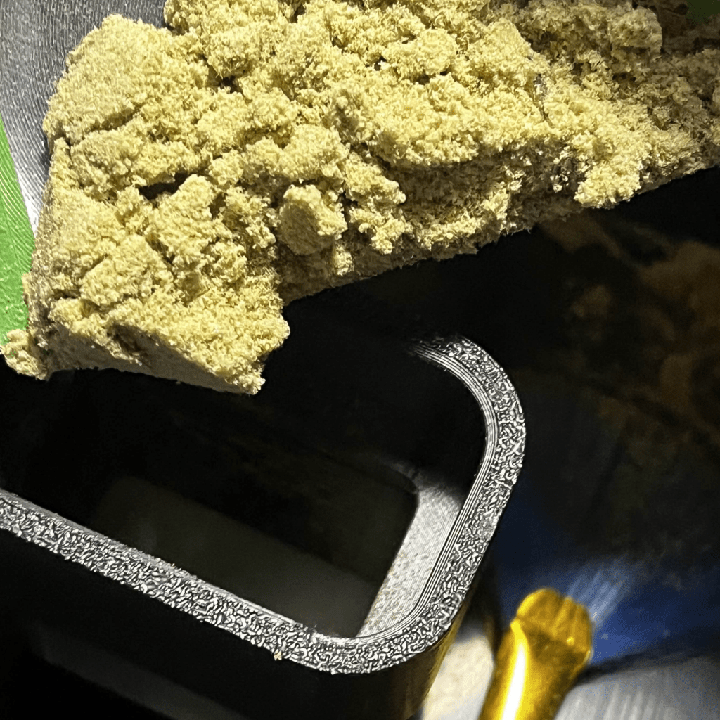 The Brickmaster - Kief & Herb Pollen Press - Undergrow